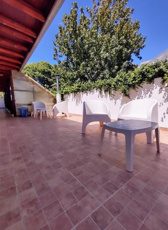 Posada Costa Del Sol Colón Exteriör bild